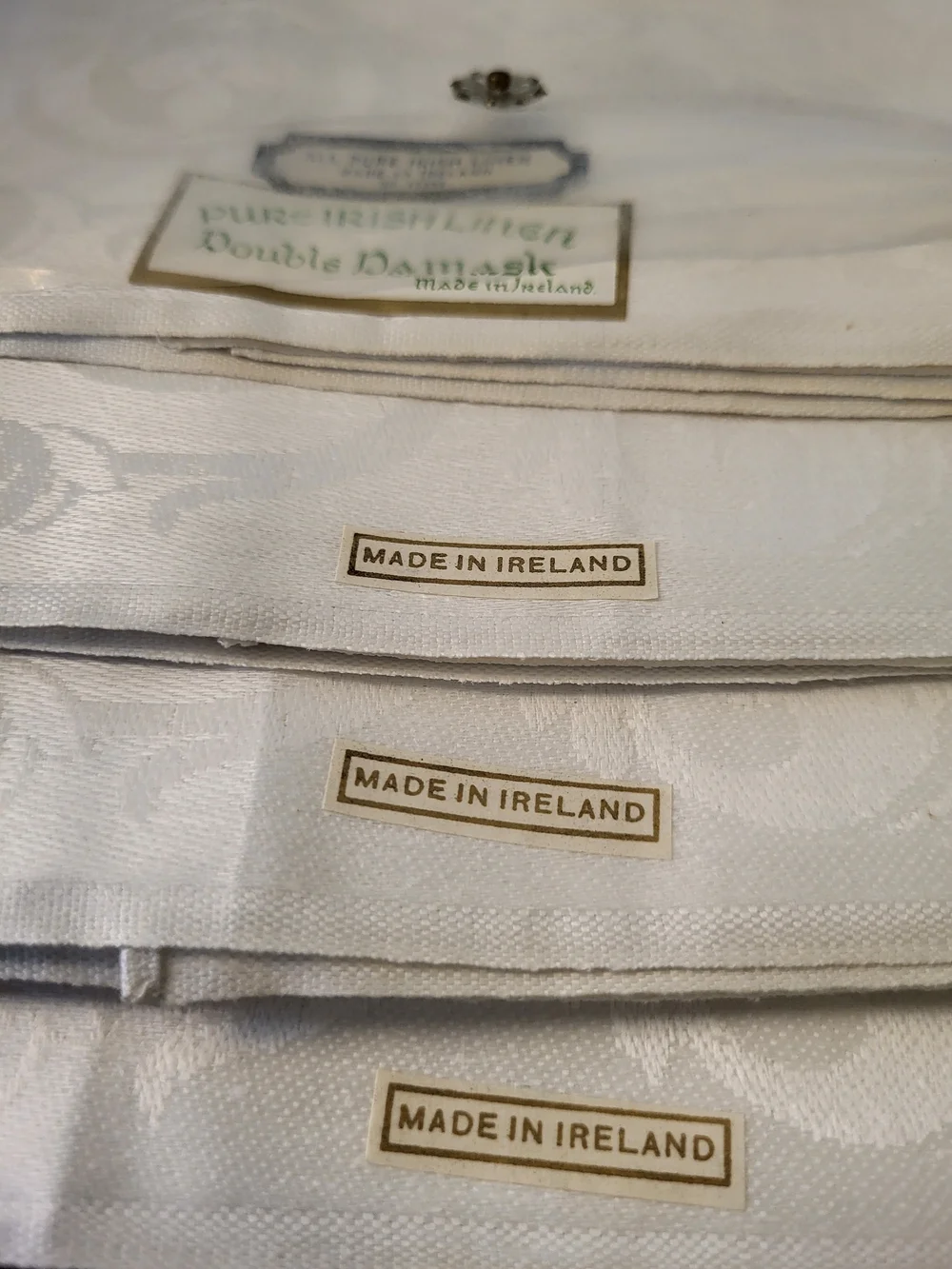 Erinore Pure Irish Linen Double Damask S/12 Napkins Shamrock&Scroll 1950s NOS